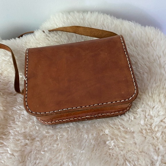 Vintage Celestial Leather Crossbody Purse - Picture 4 of 13